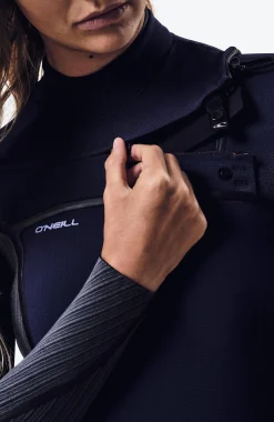 FemmesHyperfreak Fire 4/3mm Chest Zip Full Wetsuit| Bleu