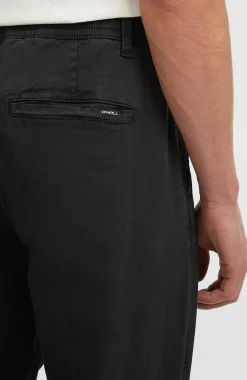 HommesPantalon chino Essentials| Noire